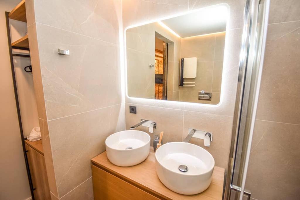 Murofinto Homes Corfu (city)